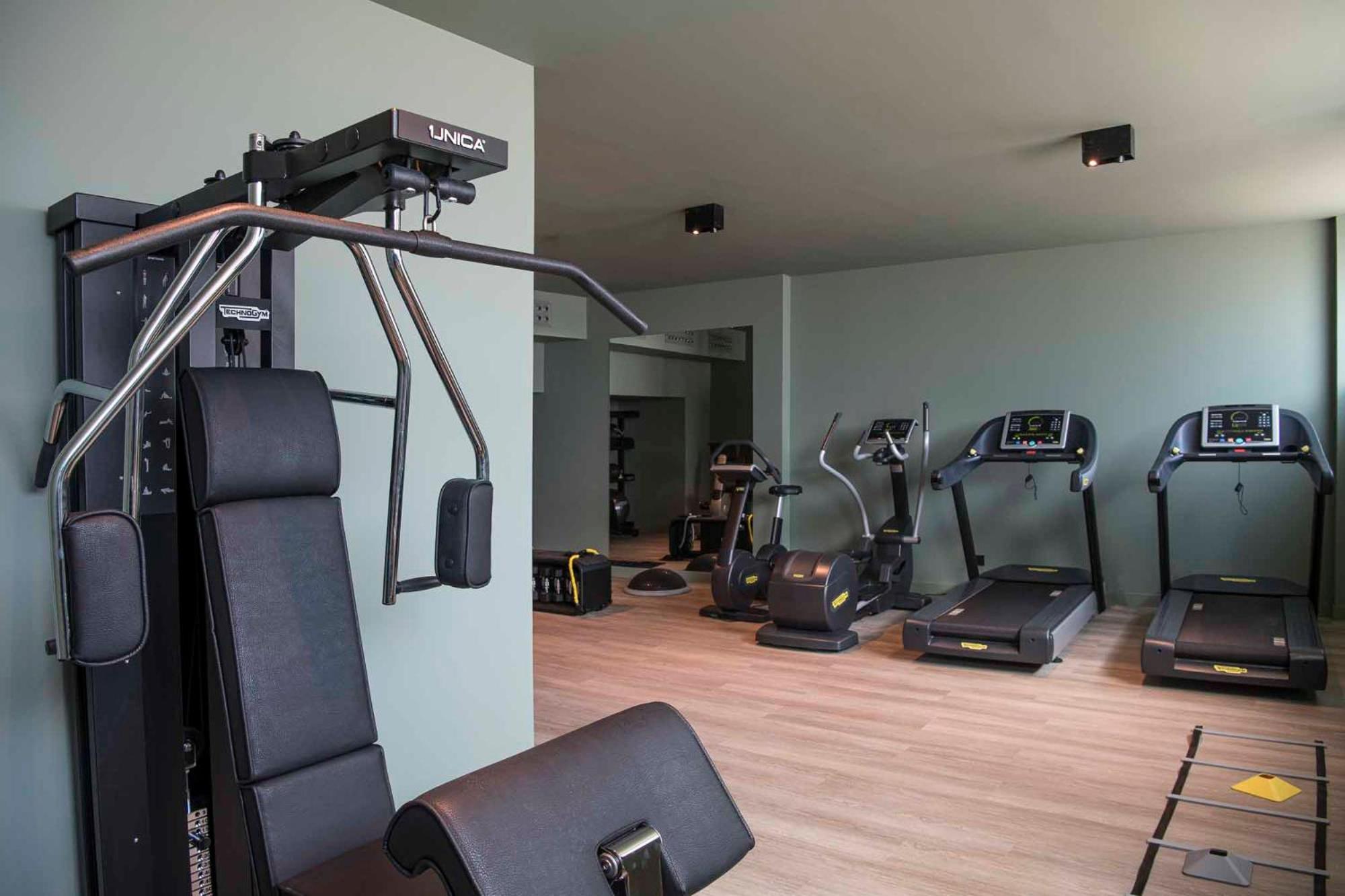 Columbus Urban Resort فلورنس المظهر الخارجي الصورة The gym at the hotel