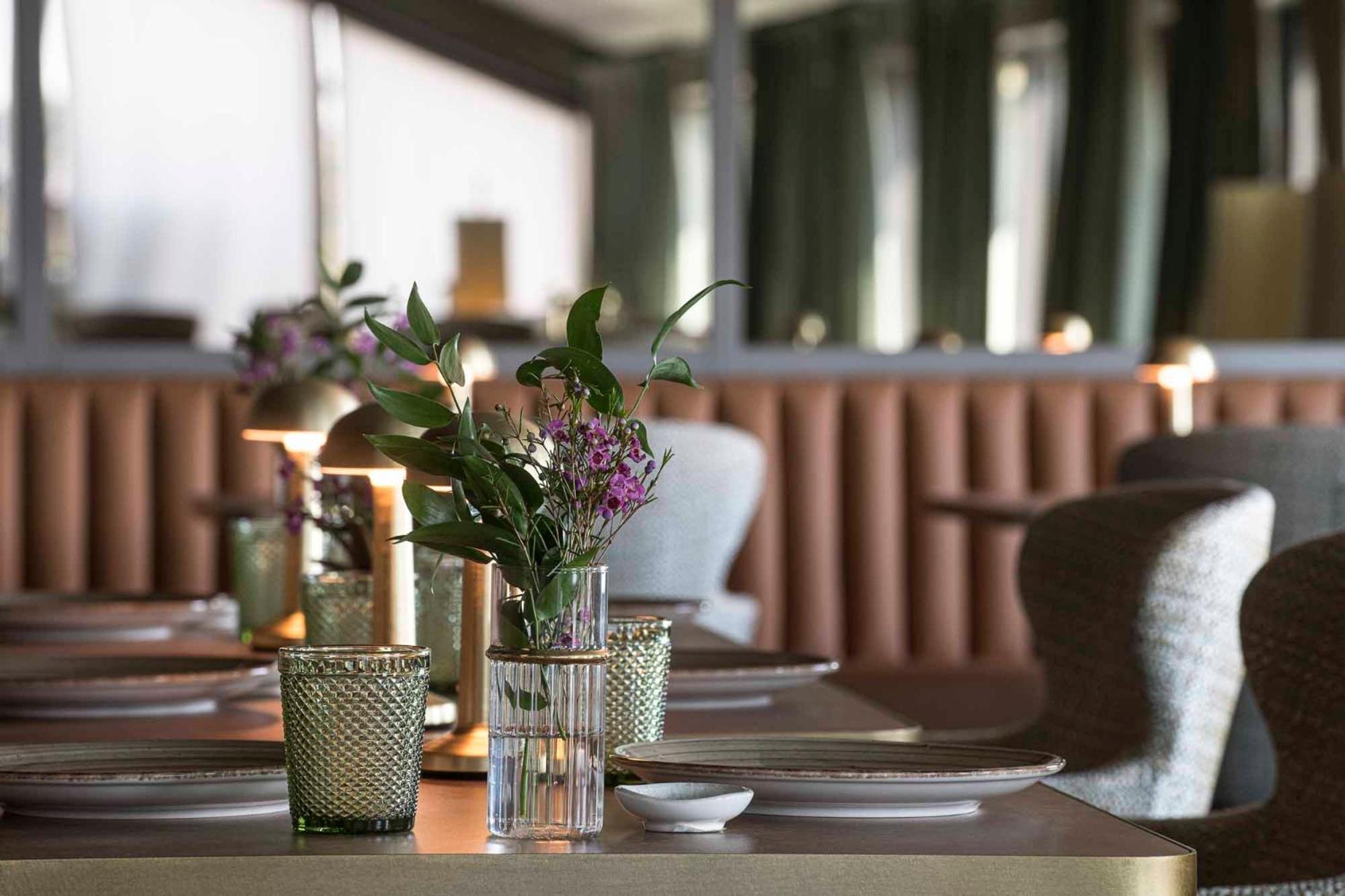 Columbus Urban Resort فلورنس المظهر الخارجي الصورة Interior of the restaurant